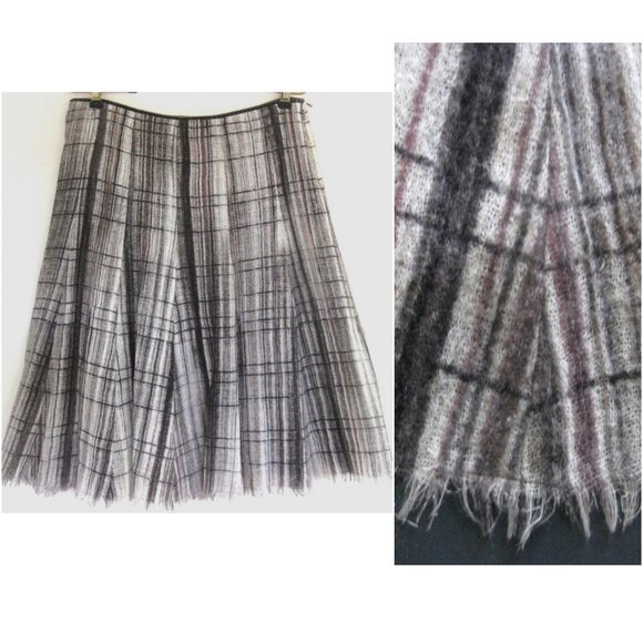 Brown plaid skirt 4 $328 Very light wool weave Silk lining Flared Short fringe - Picture 1 of 3